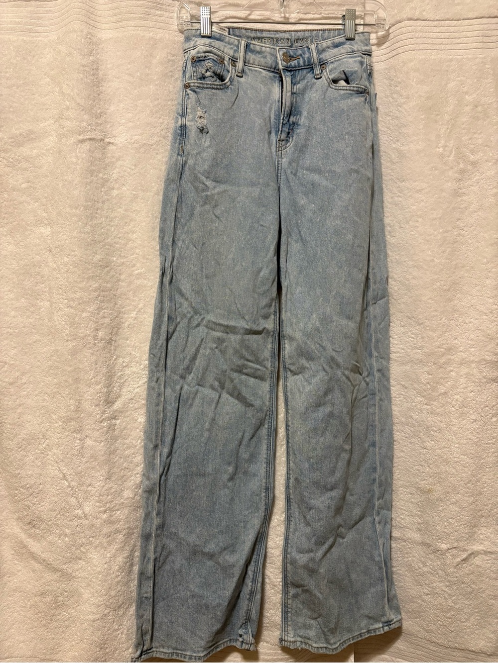 American Eagle Outfitters Light Blue High-Rise Jeans